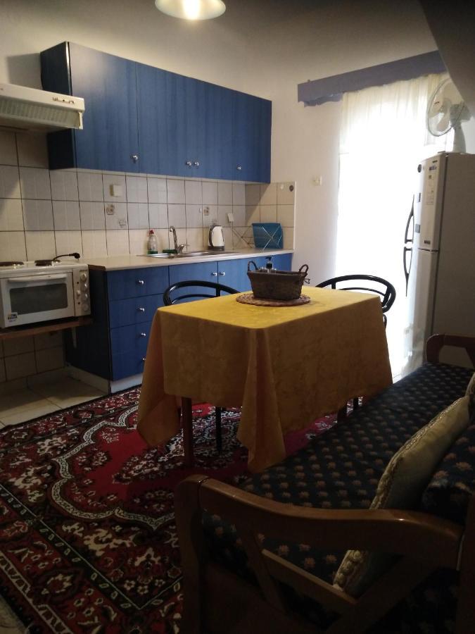 "Αρμονία" Διαμερισμα, Καλαματα-"Harmony" Apartment, Kalamata Exterior photo